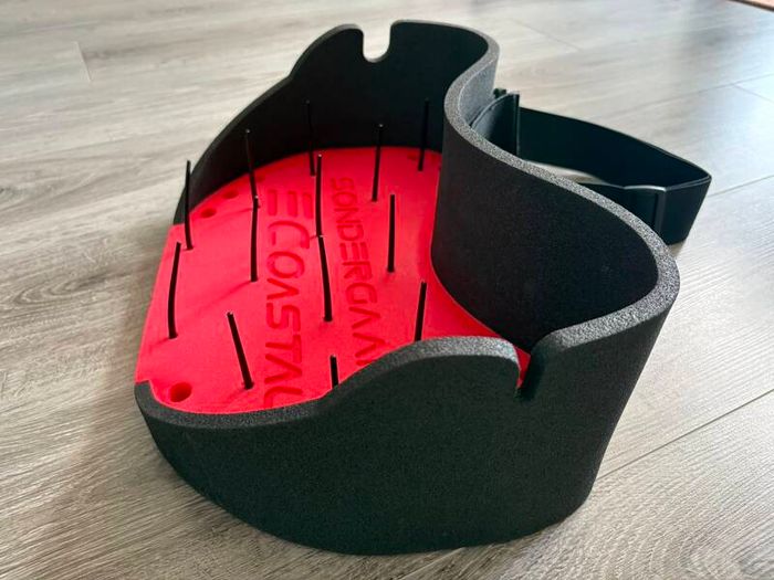 Sondergaard Coastal Stripping Basket black & red