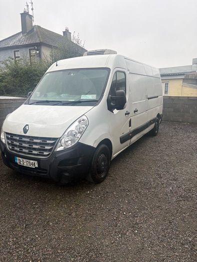 Renault master