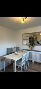 IKEA Vihals Extendable Dining Table