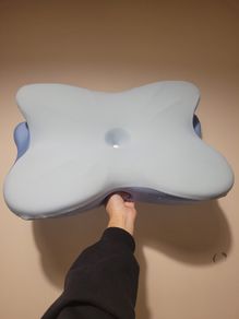 Derila pillow