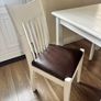 table and chairs Image 3