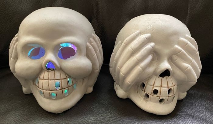 Halloween LED Ceramic Skull 15cm