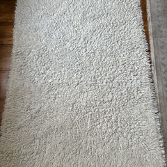 Faux Sheepskin Rug 50x72 inches Freshly Washed & Vacuumed