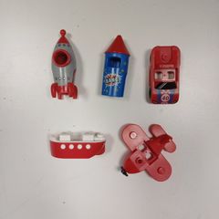 minifigure wear