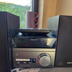 Sony CMT SBT40D Micro Hi Fi System with Remote