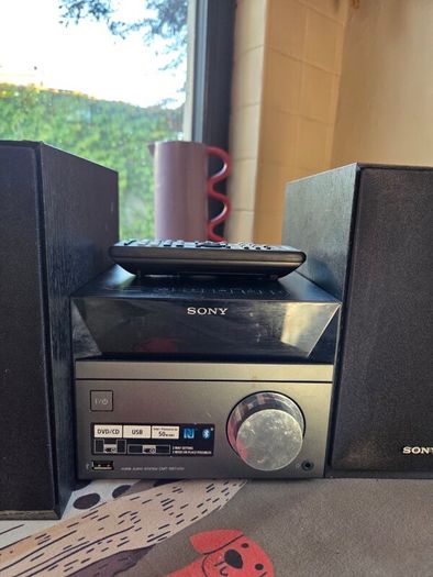 Sony CMT SBT40D Micro Hi Fi System with Remote