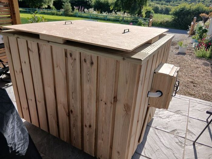 icebath with filtration system built in
