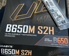 Am5 motherboard (never used been sitting in my closet since february)