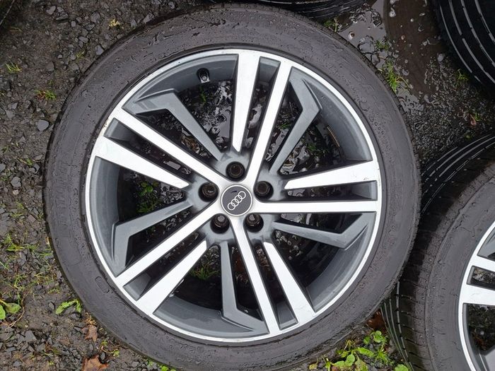 20" Genuine Audi Q5 S Line Alloys with tyres