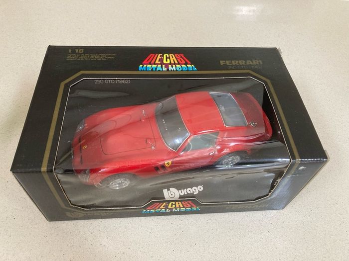 Ferrari 250 GTO Year 1983 USA market Burago 1/18 Extremely rare