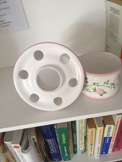 Candle holder