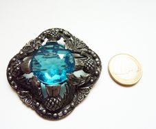 Huge vintage Scottish Celtic brooch 5.8cm