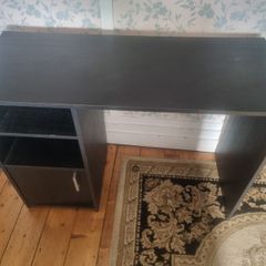 Black Desk height:74cm x depth:40cm x width:100cm