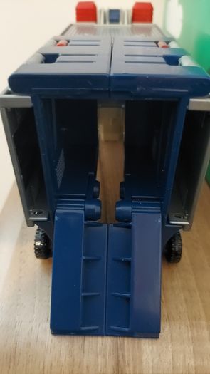 Transformer optimus prime 2002