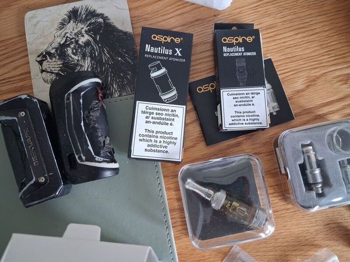 Vape batteries and parts