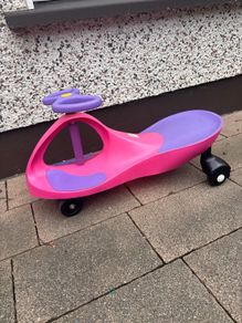 kids swivel cart