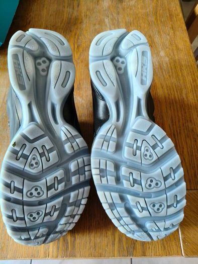 Safety shoes