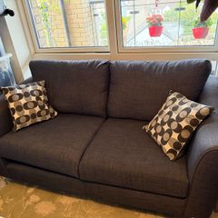 Sofa 2-seater (like new)