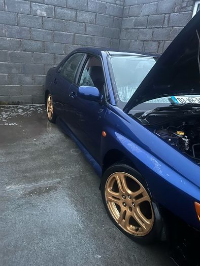 subaru impreza breaking