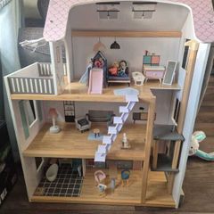 Dolls house