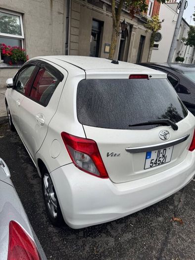 Toyota Vitz 2011