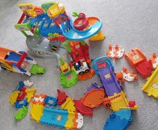 toys