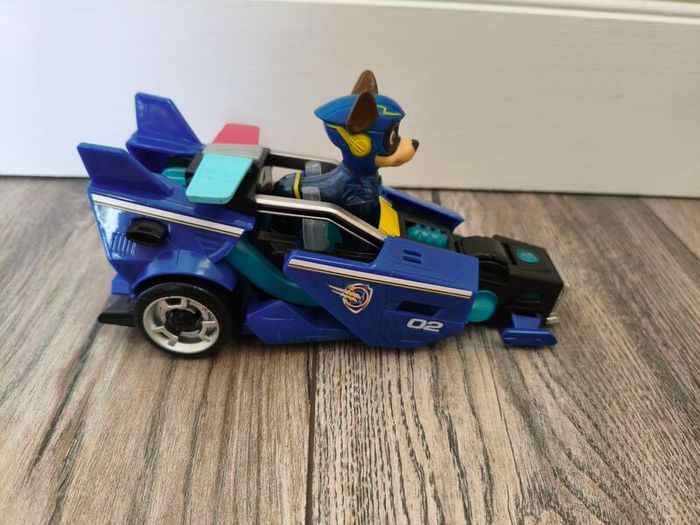 Paw Patrol: The Mighty Movie Chase Vehicle with sound effects/noise feature