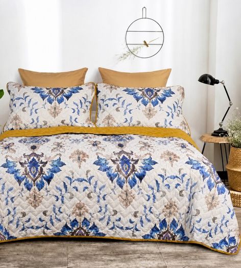 Bed cover with pillow covers