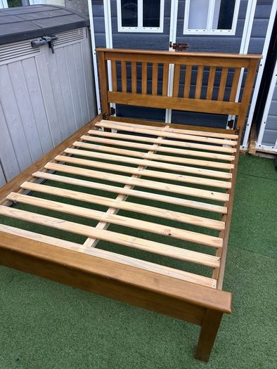 Gorgeous Very Solid 4Ft 6 Double Bed Frame - Can Deliver