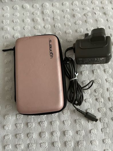 Nintendo DS lite pink