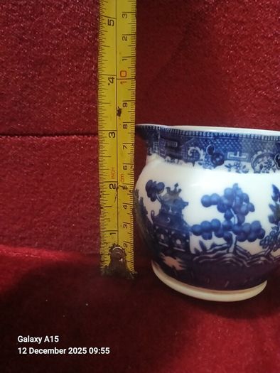 WEDGWOOD Creamer/Milk Jug Willow.