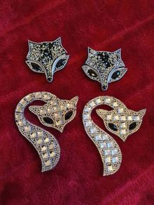 4 fox clothes decorations