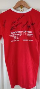 Signed Man Utd European Cup Final 1968 T-shirt