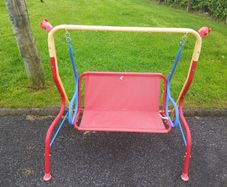Kids swing