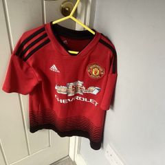 Manchester Utd T-shirt age 8/9
