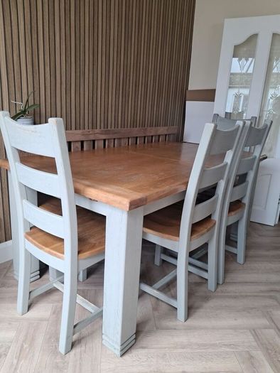 kitchen table and chairs