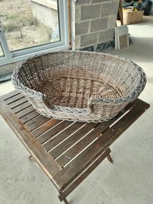 Dog Basket (Free To Collect)