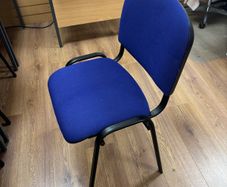 office chairs stackable