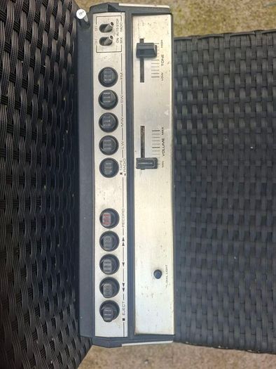Vintage Mitsubishi portable radio cassette player/recorder