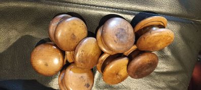 Set of 8 Victorian Bun Knobs