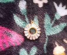 Gold crystal pendant