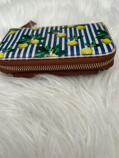 Wallet with RFID protection