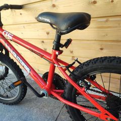 Red kids bike 18inch 5/7 yr old