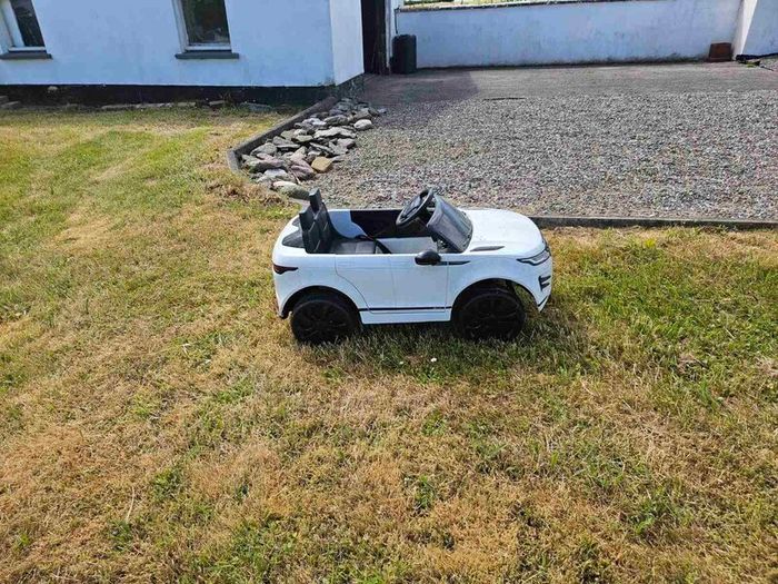 Kids electric Range Rover