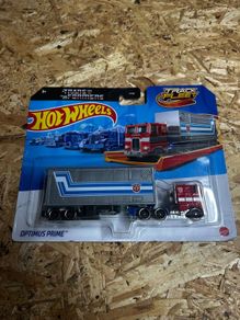Optimus Prime Track Fleet Hot Wheels
