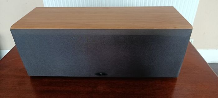 Monitor Audio BR-LCR centre speaker