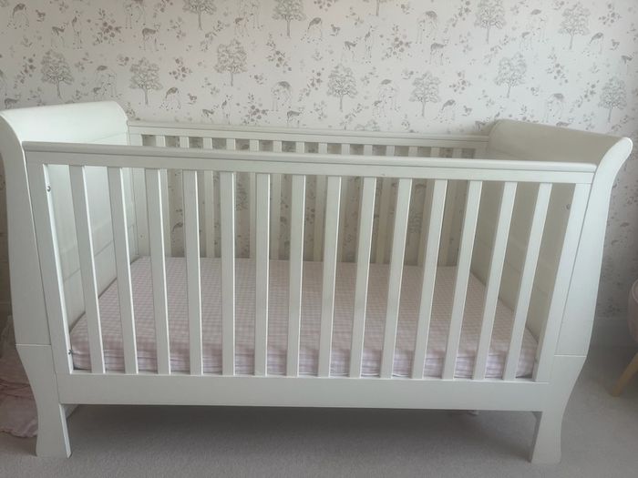 Mamas and Papas Mia Cot Bed