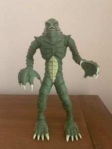 Creature from the black Lagoon Mezco toyz