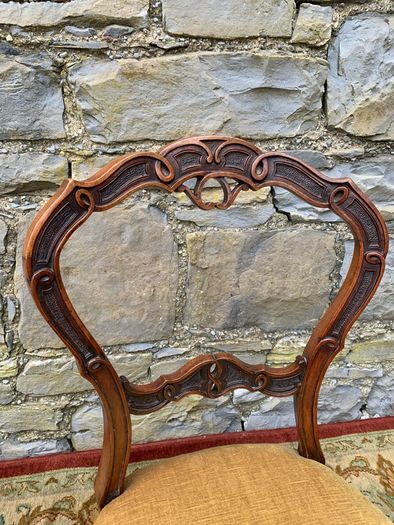 Set of 6 Victorian Walnut Balloon Back Dining Chairs.
