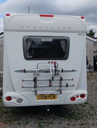 Camper